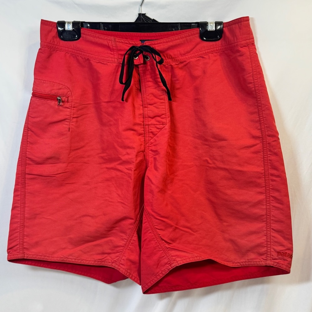 Patagonia Men’s Orange Board Shorts – Swim Trunks Size 33